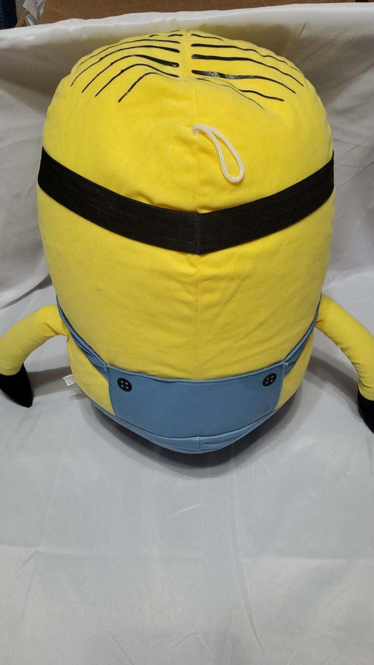 Despicable Me Minion Made Stuart 15" Plush Stuffed Toy - Picture 2 of 4